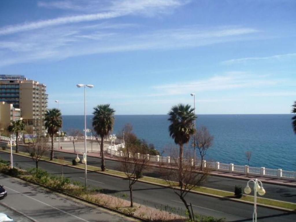 Apartamentos Torreon Del Mar Benalmadena Room photo